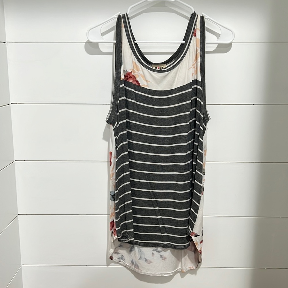 Bibi Size Medium sleeveless top